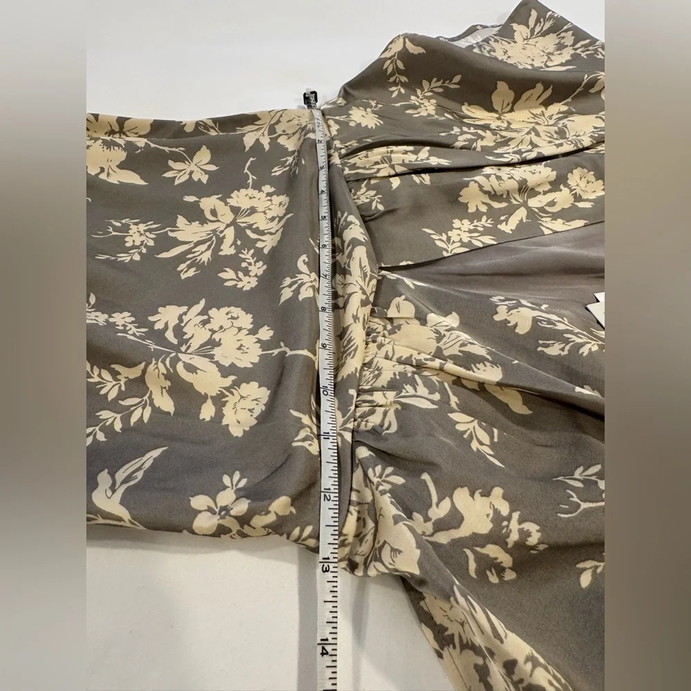 🆕 NWT Abercrombie & Fitch Flutter Sleeve Satin Maxi Dress • Grey Pattern• XS